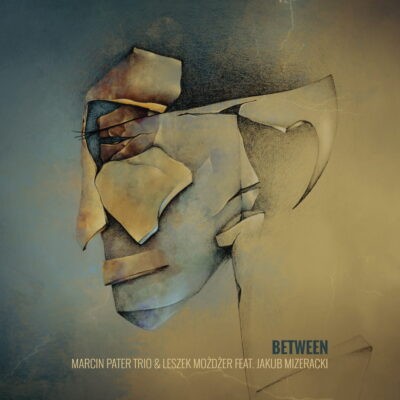 Okładka: Between
